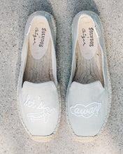 Load image into Gallery viewer, FALSE